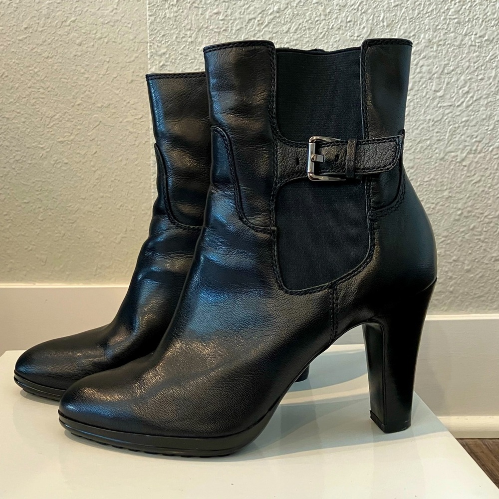 Vintage ALFANI Vicki Black Leather Ankle Booties w/ Buckle 7M